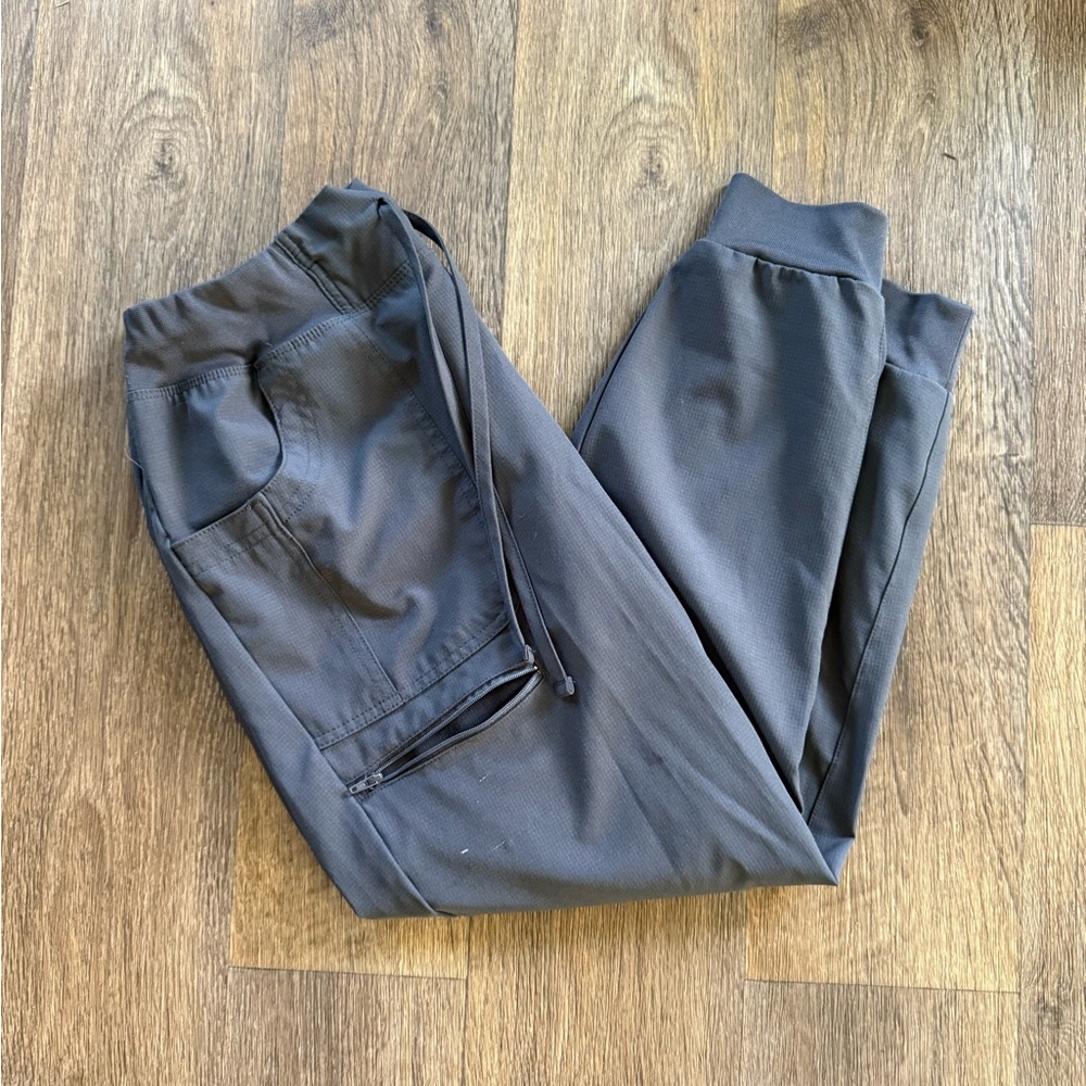 Women’s Gray Scrub Pants